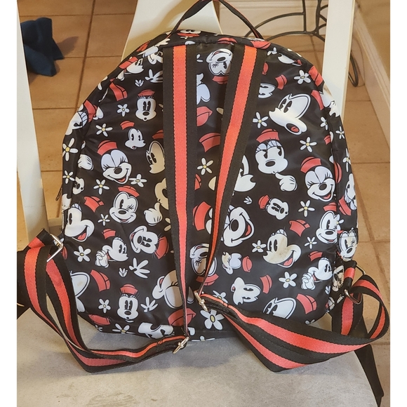 🦋 Disney Mickey Mouse Backpack Black, Red & White - Picture 2 of 14